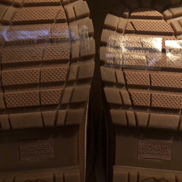 NWOT Women’s Michael Kors Cold Weather Boots - Picture 6 of 6